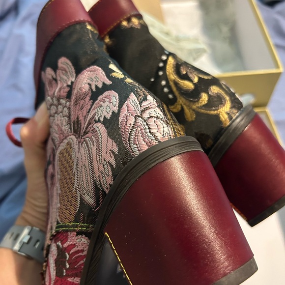 Spring Step Multicolor Floral Ankle Boots - Picture 3 of 4